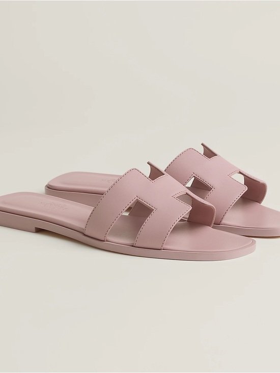 Hermes Shoes - NEW in Box HERMÈS Rose Cancan Calfskin ORAN Sandals 39